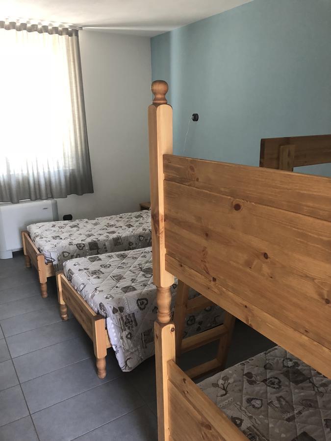 Ostello Cascina Monte Diviso Gallarate Esterno foto